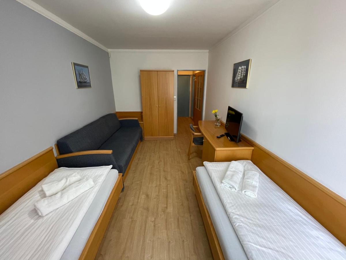 Hotel Laguna & Restaurant 3*