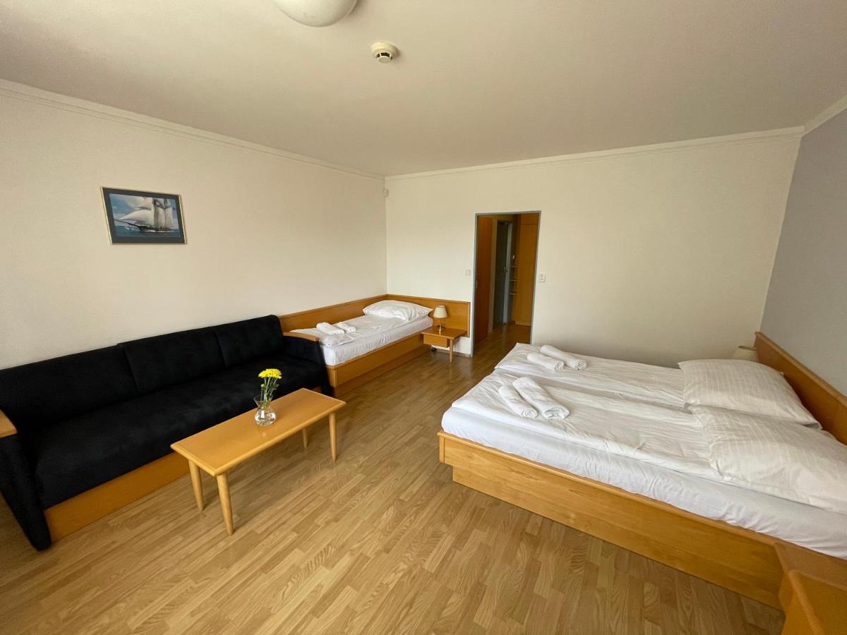 Laguna & Restaurant Hotel Ceske Budejovice